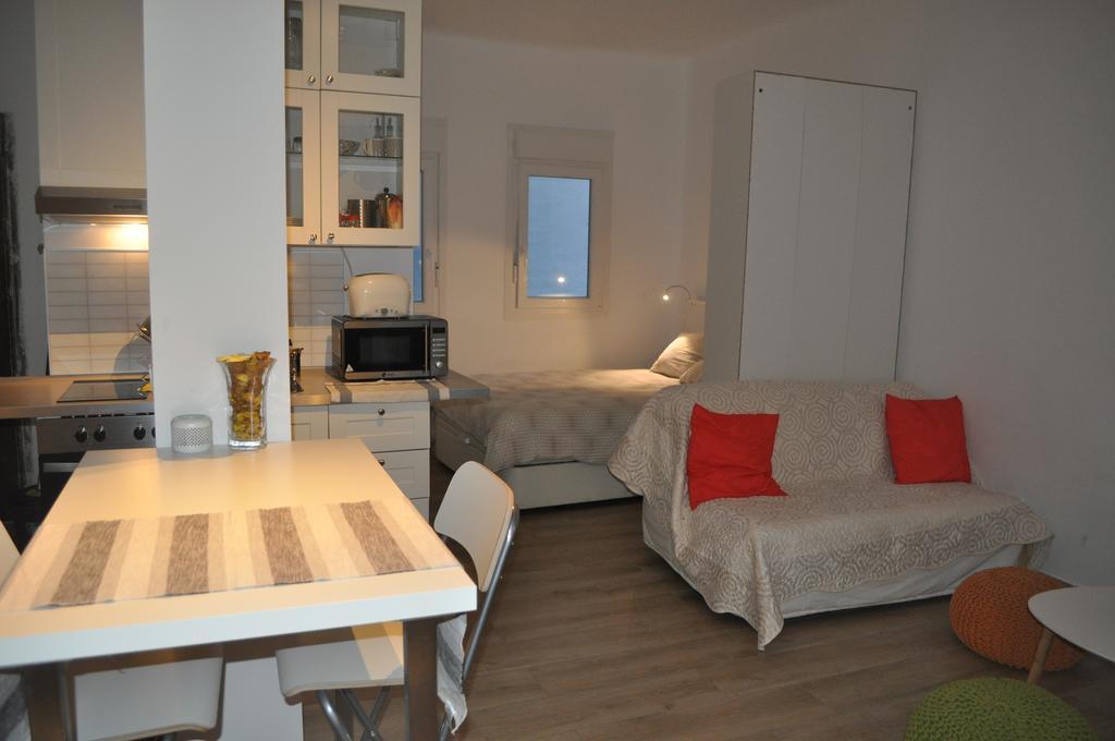 Ronda De Segovia Apartment Мадрид Екстериор снимка
