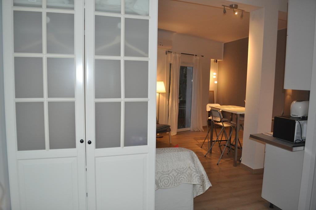 Ronda De Segovia Apartment Мадрид Екстериор снимка
