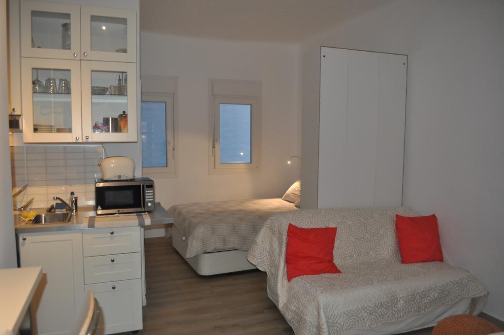 Ronda De Segovia Apartment Мадрид Екстериор снимка