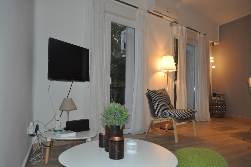 Ronda De Segovia Apartment Мадрид Екстериор снимка